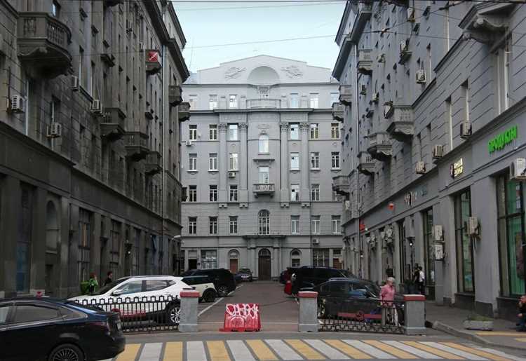 Кто имеет право встать на жилищный учет